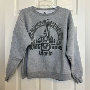Walt Disney World Parks Castle Crew Sweatshirt M